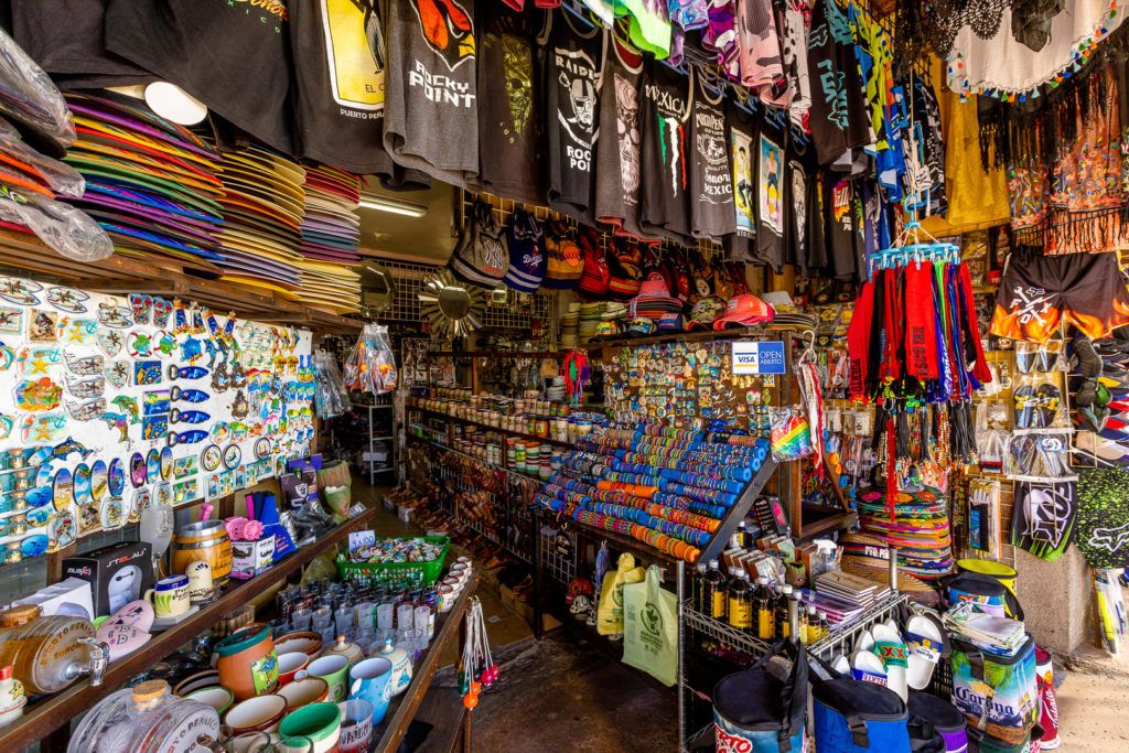 old-port-port-and-shopping-district-005