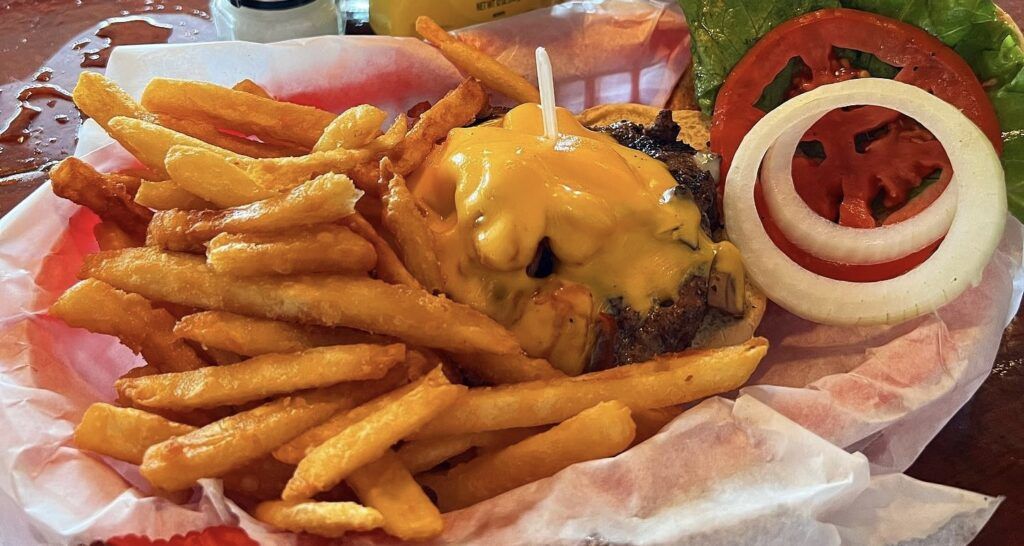 the-breakers-ocean-front-restaurant-and-bar-002