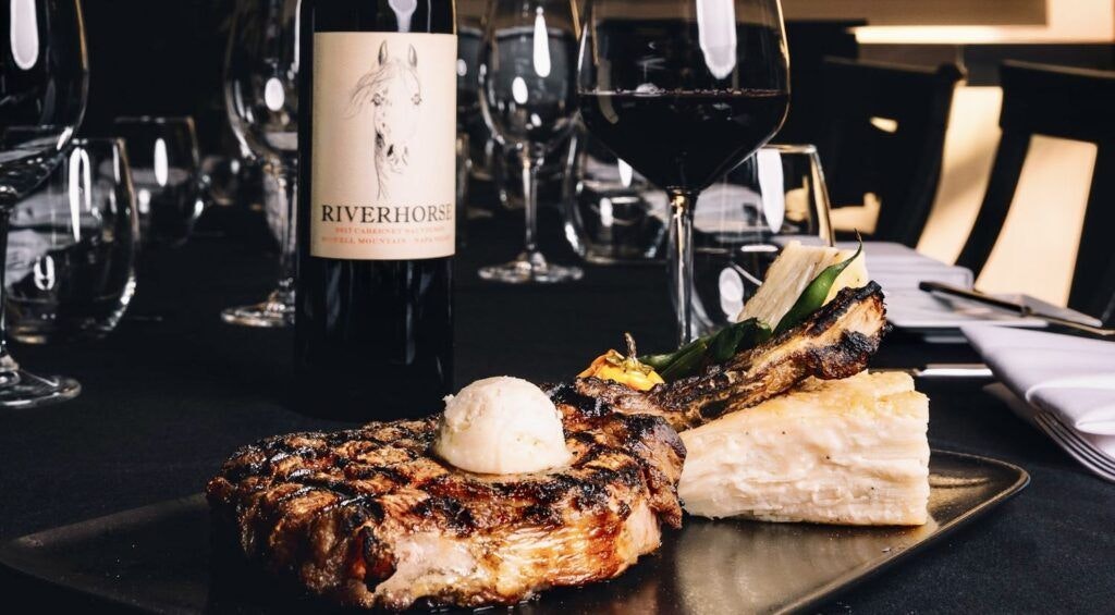 riverhorse-on-main-002