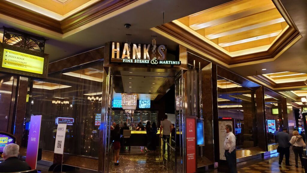 Hank's Fine Steaks & Martinis