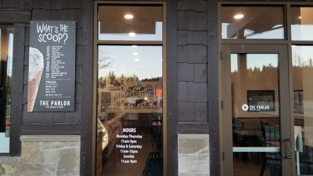 The Parlor at Mack's Inn